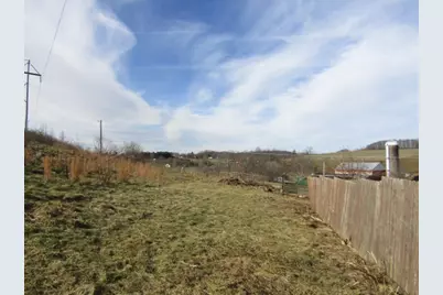 213 Bauer Ln, East Huntington, PA 15683 - Photo 5