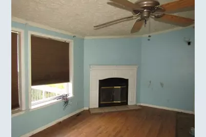 213 Bauer Ln, East Huntington, PA 15683 - Photo 9