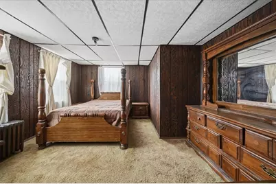 1060 Phillips St, Baden, PA 15005 - Photo 19