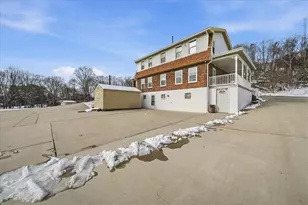 1060 Phillips St, Baden, PA 15005 - Photo 7