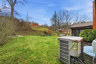 5301 Ranchview Dr, Pittsburgh, PA 15236 - Photo 39