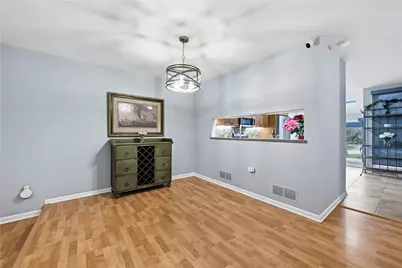 1432 Towne Square Dr, Pittsburgh, PA 15101 - Photo 15