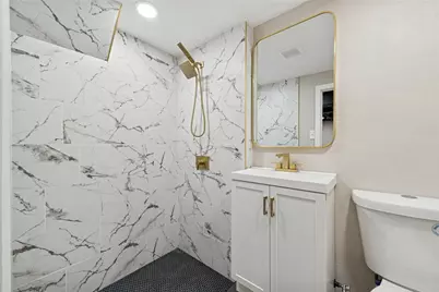 5543 Clarene Dr, Bethel Park, PA 15102 - Photo 19