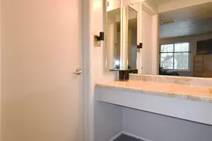 1642 Jefferson Ridge Dr, Jefferson Hills, PA 15025 - Photo 15