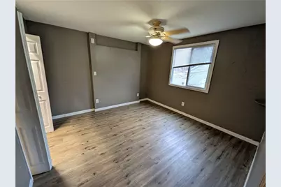 221 Caruso Dr, Monroeville, PA 15146 - Photo 17