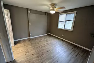 221 Caruso Dr, Monroeville, PA 15146 - Photo 17