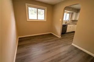 807 Western Ave, Jeannette, PA 15644 - Photo 7