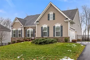 345 Park Edge Dr, Findlay Township, PA 15026 - Photo 3