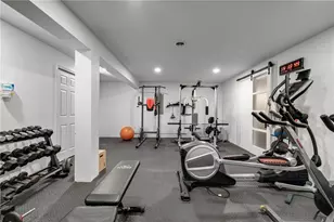 345 Park Edge Dr, Findlay Township, PA 15026 - Photo 41