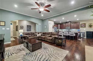 345 Park Edge Dr, Findlay Township, PA 15026 - Photo 13