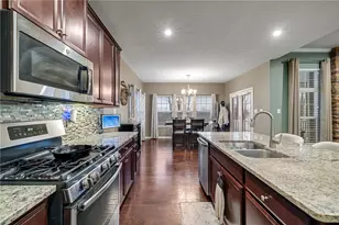 345 Park Edge Dr, Findlay Township, PA 15026 - Photo 15