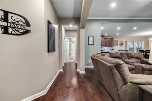 345 Park Edge Dr, Findlay Township, PA 15026 - Photo 27