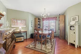 27 Deerfield Dr, Penn Twp, PA 15636 - Photo 11