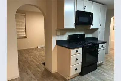 1520 1/2 4th Ave, Coraopolis, PA 15108 - Photo 5