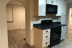 1520 1/2 4th Ave, Coraopolis, PA 15108 - Photo 5