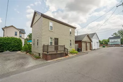 1520 1/2 4th Ave, Coraopolis, PA 15108 - Photo 1