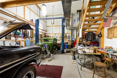 1516 Pine Way, Coraopolis, PA 15108 - Photo 5