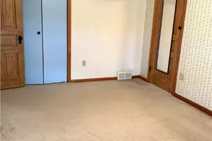 1920 Ridge Ave, Arnold, PA 15068 - Photo 15