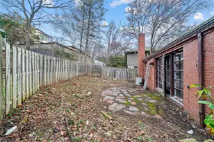 2580 Mt Royal Rd, Pittsburgh, PA 15217 - Photo 37