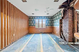 2580 Mt Royal Rd, Pittsburgh, PA 15217 - Photo 11