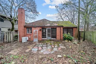 2580 Mt Royal Rd, Pittsburgh, PA 15217 - Photo 35