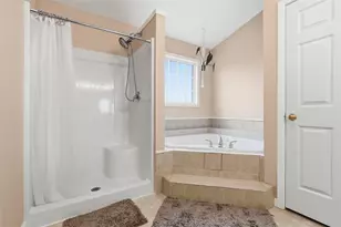 4535 Marina Dr, Pittsburgh, PA 15120 - Photo 27