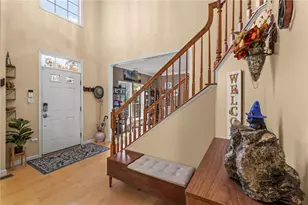 108 Creekwood Dr, Peters Township, PA 15367 - Photo 3