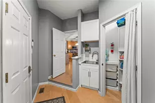 108 Creekwood Dr, Peters Township, PA 15367 - Photo 13