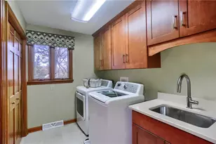 2642 Black Oak Ct, Pittsburgh, PA 15090 - Photo 33