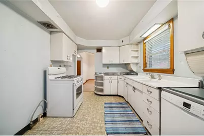 131 O'Hara St, Greensburg, PA 15601 - Photo 9