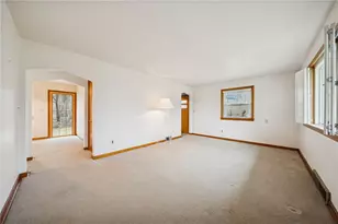 131 Ohara St, Greensburg, PA 15601 - Photo 7