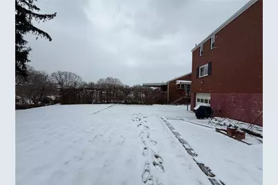 1339 Edgewood Dr, West Homestead, PA 15120 - Photo 21