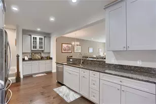 702 England Rd, Cranberry Township, PA 16066 - Photo 11