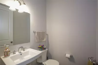 702 England Rd, Cranberry Township, PA 16066 - Photo 9