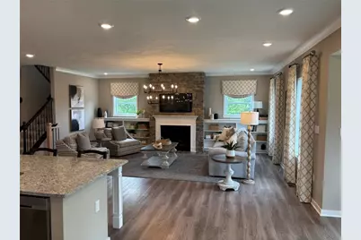 140 Victoria Dr, Moon/Crescent Twp, PA 15108 - Photo 3