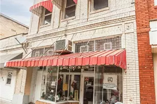 421 9th St, Ford City Boro, PA 16226 - Photo 1