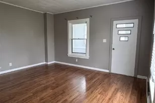 504 Emerson Ave, Farrell, PA 16121 - Photo 9