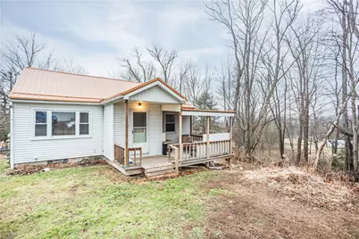 795 Prospect St, Manor Township, PA 16226 - Photo 1