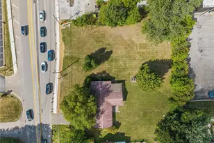 39 S Buhl Farm Dr, Hermitage, PA 16148 - Photo 9