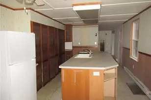 1401 S Elm St, Monaca, PA 15061 - Photo 7