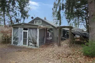 1401 S Elm St, Monaca, PA 15061 - Photo 1