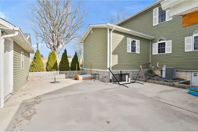 34 Cherry Farm Ln, Dunbar, PA 15431 - Photo 5