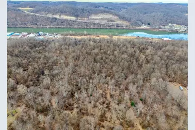 26012 Newell Rd, Fayette City, PA 15466 - Photo 17