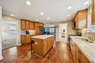 1229 Holy Cross Dr, Monroeville, PA 15146 - Photo 7