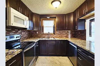 920 Abbott St, Derry Township, PA 15650 - Photo 3