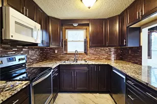 920 Abbott St, Derry Township, PA 15650 - Photo 3