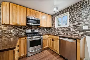 910 Colonial Manor Rd, North Huntingdon, PA 15642 - Photo 13