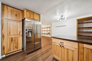 910 Colonial Manor Rd, North Huntingdon, PA 15642 - Photo 15