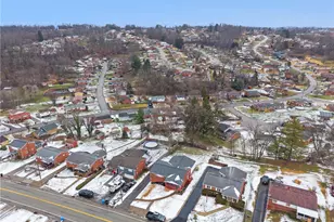 910 Colonial Manor Rd, North Huntingdon, PA 15642 - Photo 39