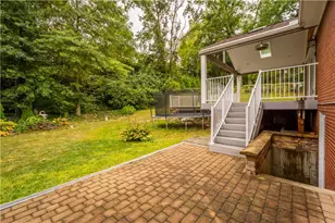 2455 Berkshire Dr, Pittsburgh, PA 15241 - Photo 37